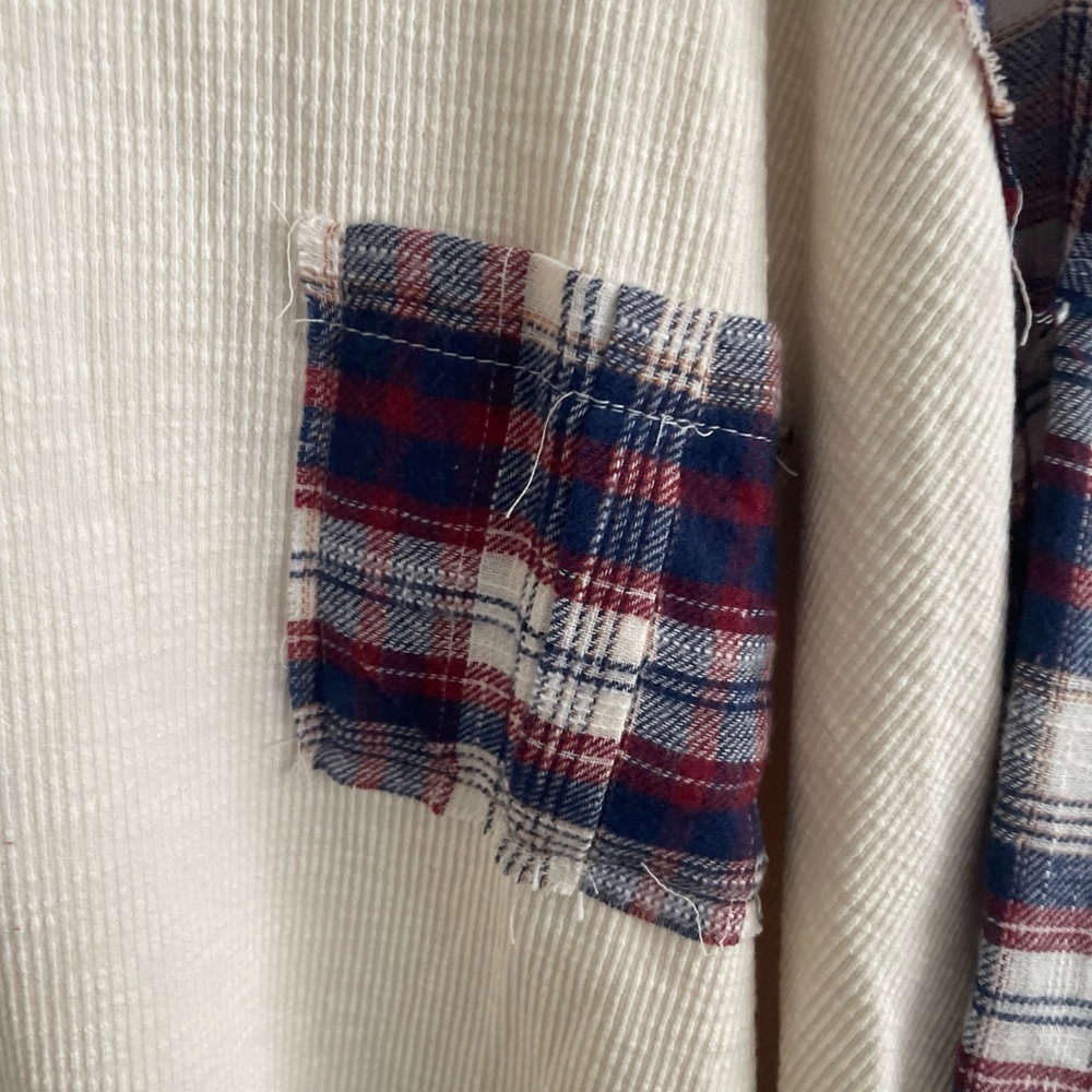 POL White and Plaid Long Sleeve Top - Picture 6 of 16